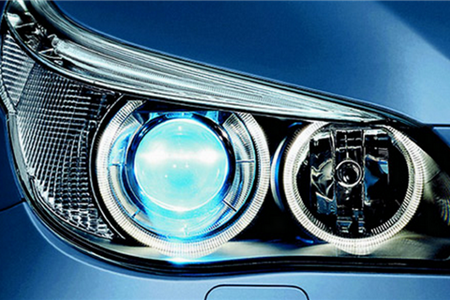 Xe ô tô có những loại đèn nào? Cách tăng sáng cho đèn pha ô tô